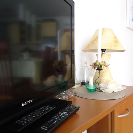 M. De Dominisa 5 Apartment Rab Town Luaran gambar