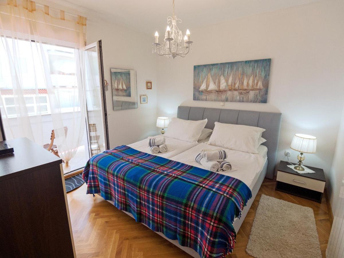 M. De Dominisa 5 Apartment Rab Town Luaran gambar