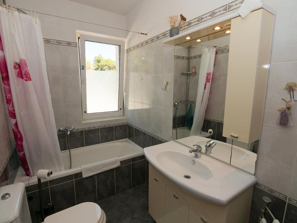 M. De Dominisa 5 Apartment Rab Town Luaran gambar