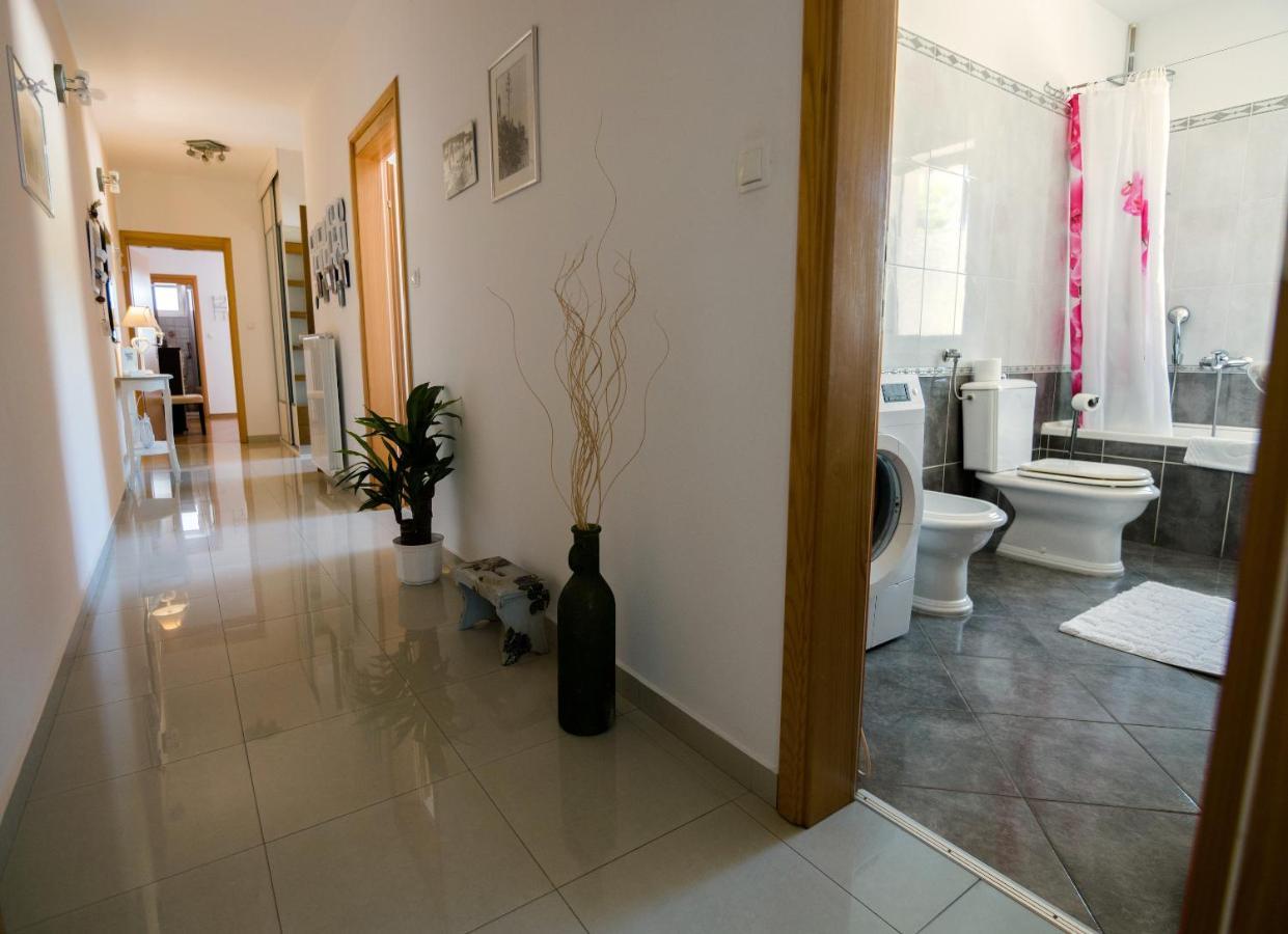 M. De Dominisa 5 Apartment Rab Town Luaran gambar