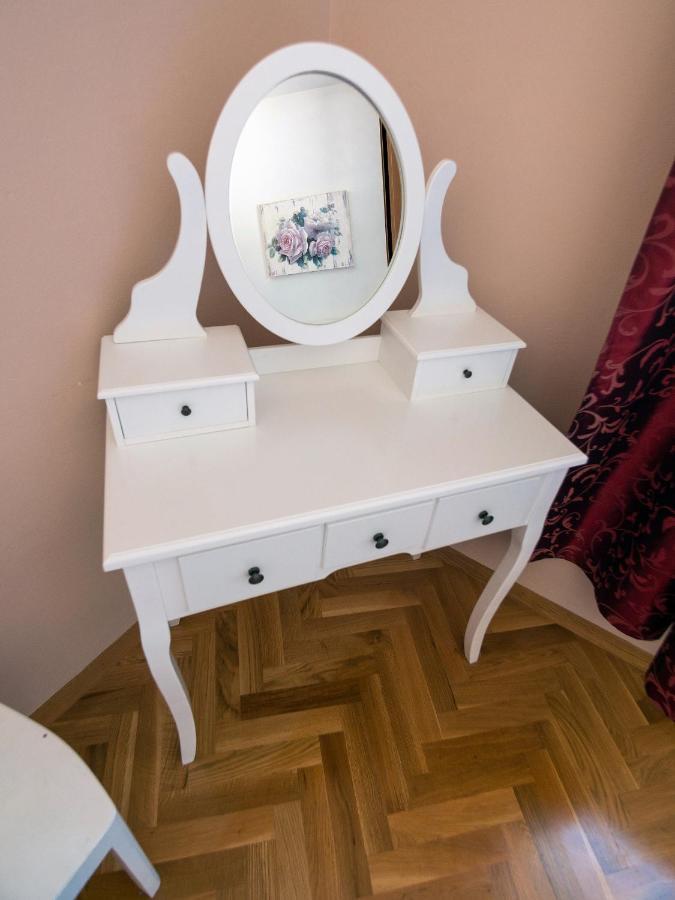 M. De Dominisa 5 Apartment Rab Town Luaran gambar